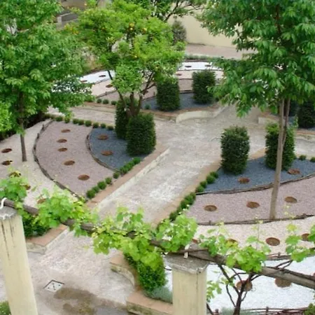 Bed & Breakfast Flower